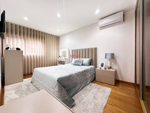 Moradia em Banda T3 Venda em Gandra,Paredes