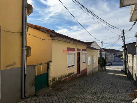 Moradia Geminada T2 Venda em Ermesinde,Valongo