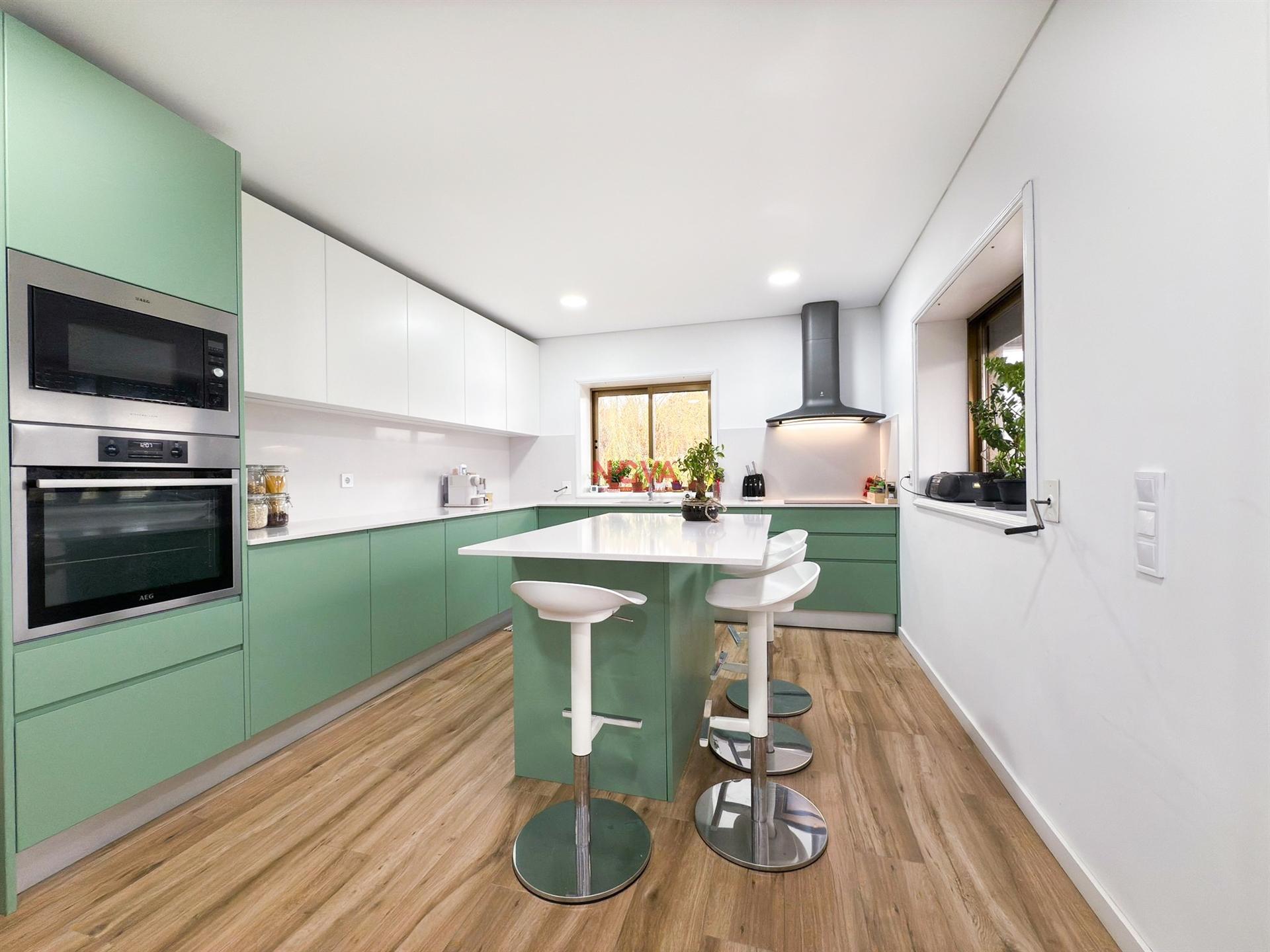 Moradia Isolada T6+1 Venda em Águas Santas,Maia