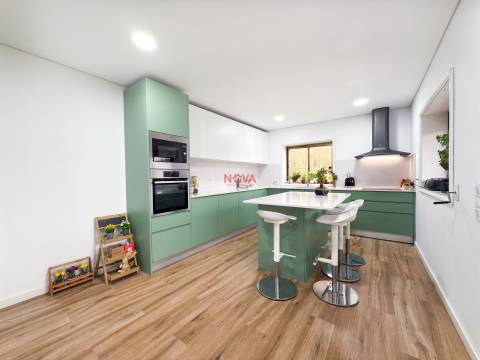 Moradia Isolada T6+1 Venda em Águas Santas,Maia