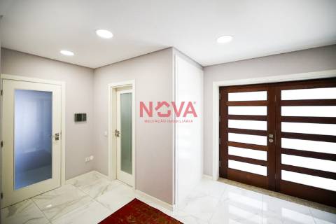 Moradia Geminada T4 Venda em Vila Nova da Telha,Maia