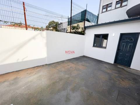 Moradia em Banda T4 Venda em Paranhos,Porto