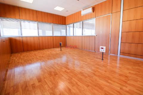 Escritório  Arrendamento em Sanguedo,Santa Maria da Feira