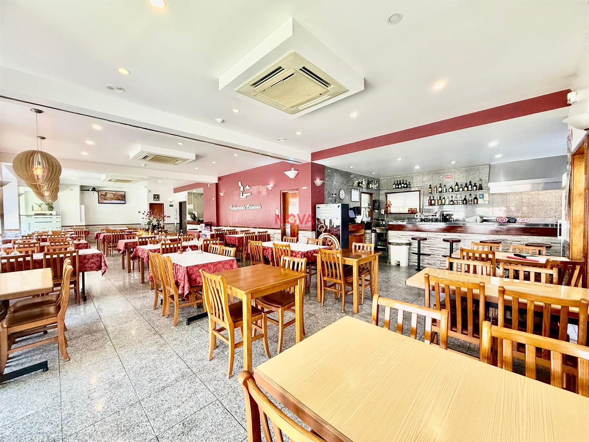 Restaurante  Trespasse em Mafamude e Vilar do Paraíso,Vila Nova de Gaia