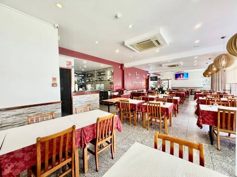 Restaurante  Trespasse em Mafamude e Vilar do Paraíso,Vila Nova de Gaia