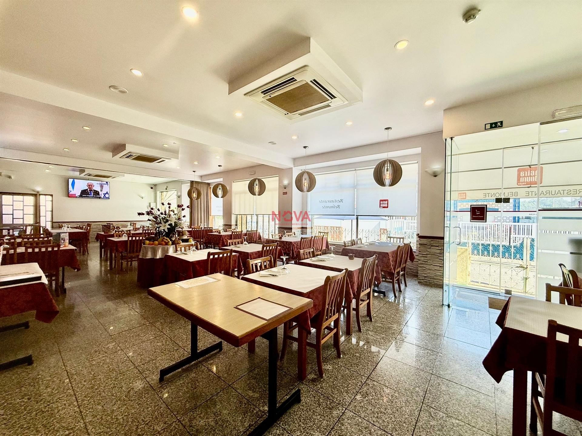 Restaurante  Trespasse em Mafamude e Vilar do Paraíso,Vila Nova de Gaia