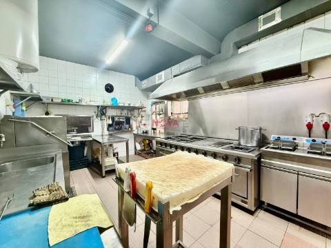 Restaurante  Trespasse em Mafamude e Vilar do Paraíso,Vila Nova de Gaia