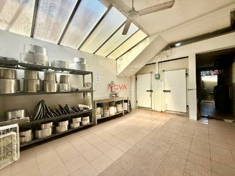 Restaurante  Trespasse em Mafamude e Vilar do Paraíso,Vila Nova de Gaia