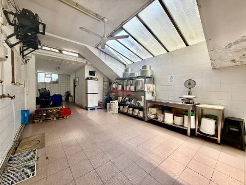 Restaurante  Trespasse em Mafamude e Vilar do Paraíso,Vila Nova de Gaia