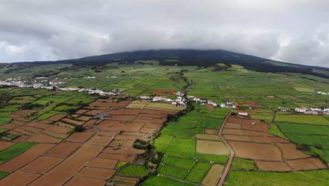 Moradia para Restaurar T3 Venda em Santa Bárbara,Angra do Heroísmo