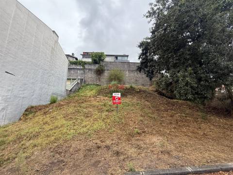Loteamento  Venda em Fânzeres e São Pedro da Cova,Gondomar