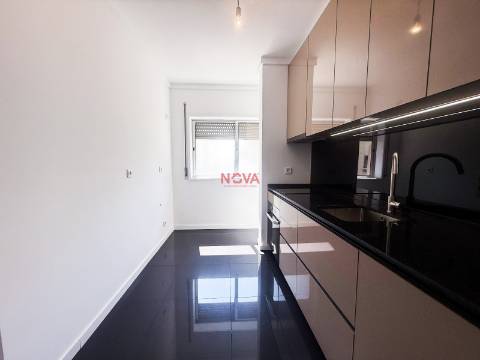 Apartamento T3 Venda em Custóias, Leça do Balio e Guifões,Matosinhos