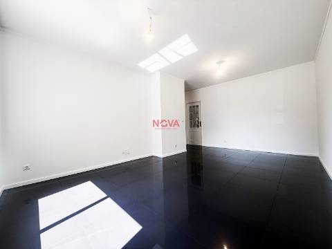 Apartamento T3 Venda em Custóias, Leça do Balio e Guifões,Matosinhos