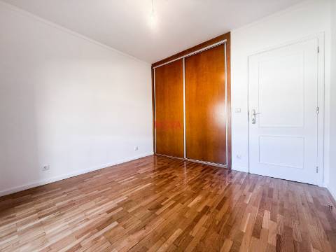 Apartamento T3 Venda em Custóias, Leça do Balio e Guifões,Matosinhos