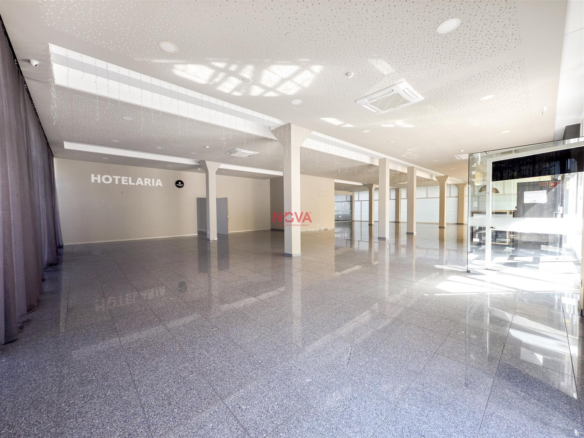 Loja  Venda em Cedofeita, Santo Ildefonso, Sé, Miragaia, São Nicolau e Vitória,Porto