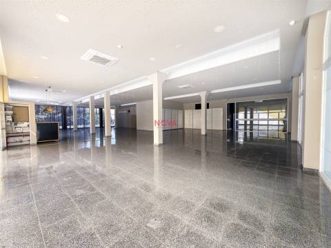 Loja  Venda em Cedofeita, Santo Ildefonso, Sé, Miragaia, São Nicolau e Vitória,Porto