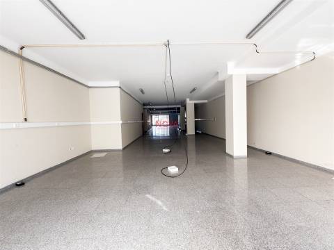 Loja  Venda em Cedofeita, Santo Ildefonso, Sé, Miragaia, São Nicolau e Vitória,Porto