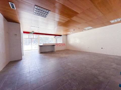 Loja  Venda em Cedofeita, Santo Ildefonso, Sé, Miragaia, São Nicolau e Vitória,Porto