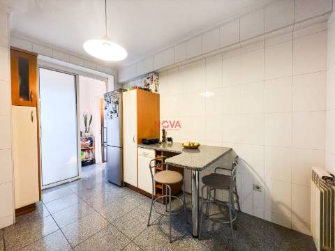 Apartamento T3 Venda em Ermesinde,Valongo