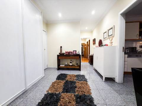 Apartamento T3 Venda em Ermesinde,Valongo