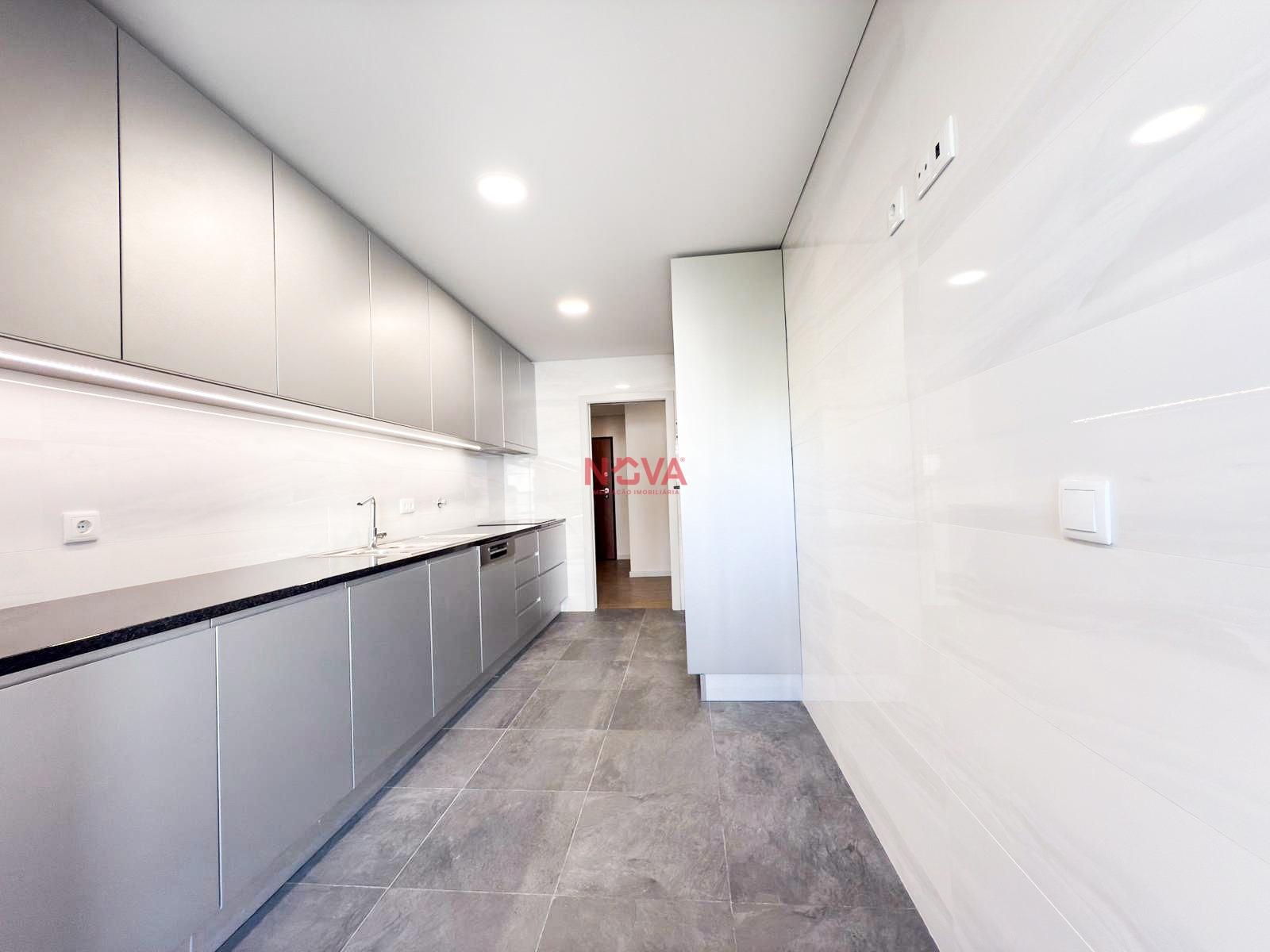 Apartamento T3 Venda em Ramalde,Porto