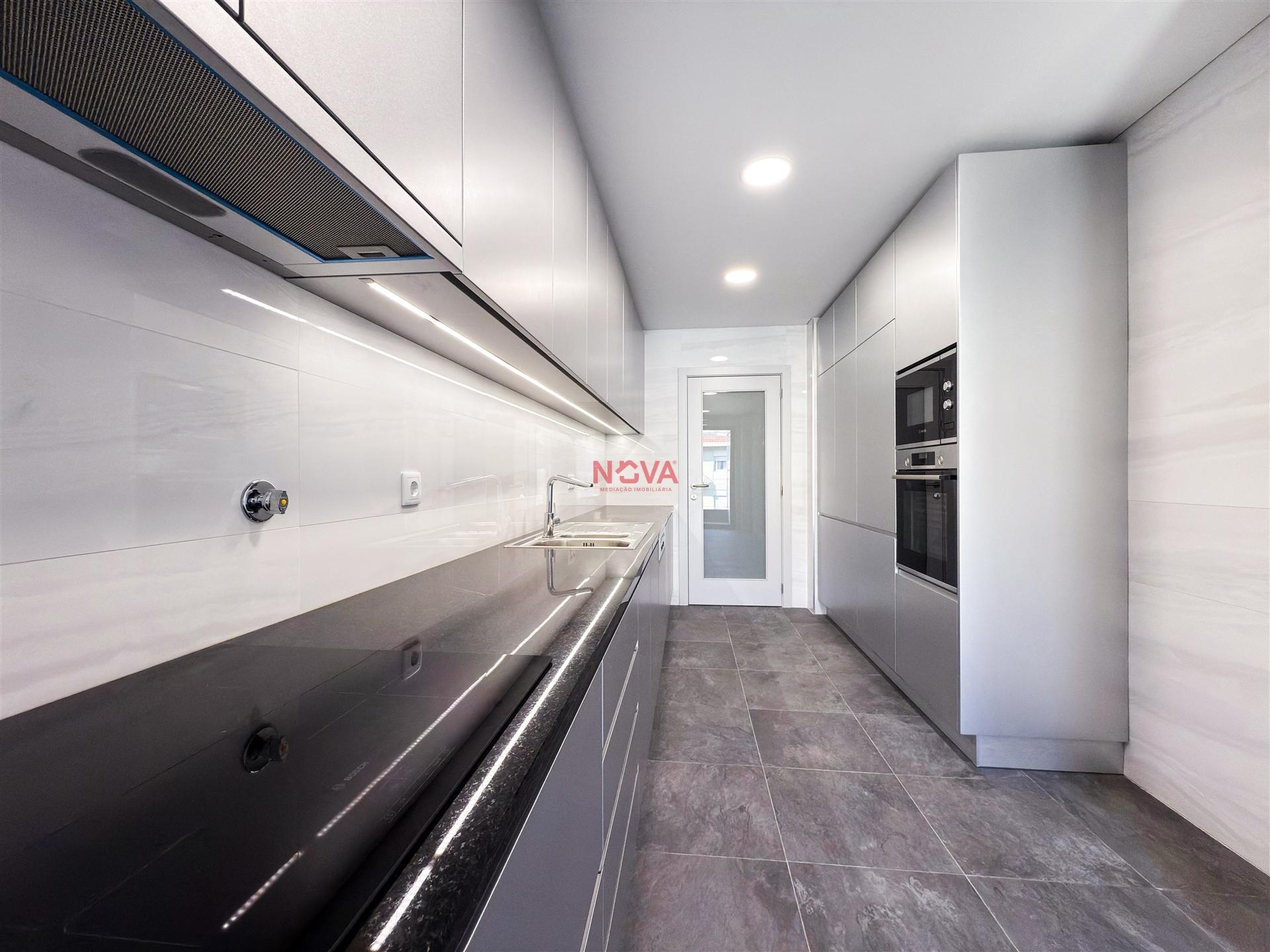 Apartamento T3 Venda em Ramalde,Porto