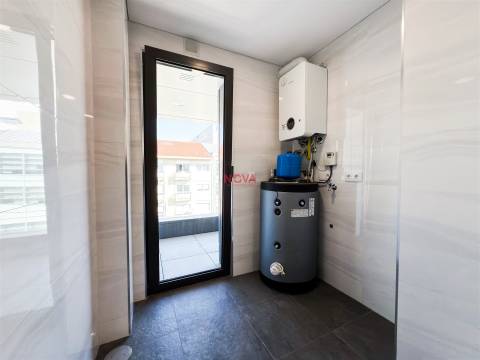 Apartamento T3 Venda em Ramalde,Porto