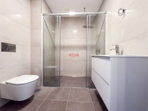 Apartamento T3 Venda em Ramalde,Porto