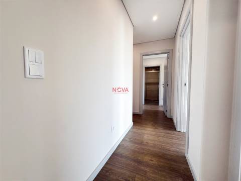 Apartamento T3 Venda em Ramalde,Porto