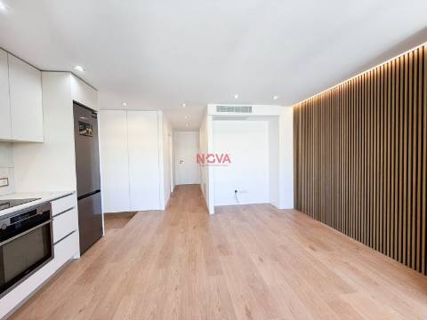 Apartamento T3 Venda em Lordelo do Ouro e Massarelos,Porto