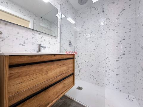 Apartamento T3 Venda em Lordelo do Ouro e Massarelos,Porto
