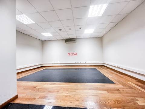 Escritório  Arrendamento em Valongo,Valongo