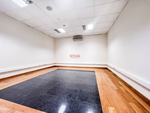 Escritório  Arrendamento em Valongo,Valongo