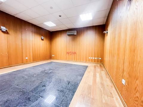Escritório  Arrendamento em Valongo,Valongo