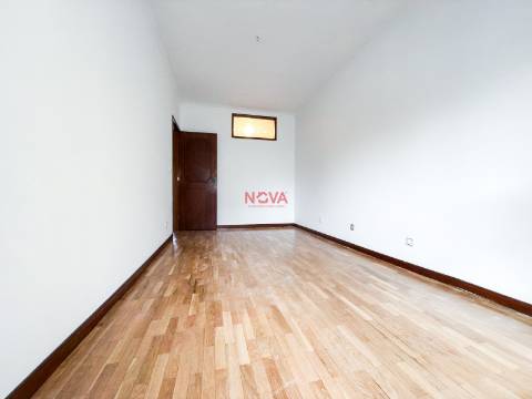 Apartamento T2 Venda em Ermesinde,Valongo