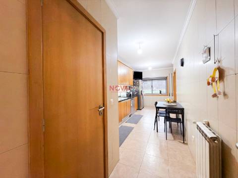 Apartamento T3 Venda em Nogueira e Silva Escura,Maia