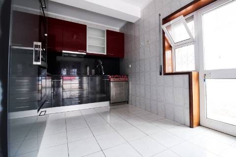 Apartamento T2 Venda em Baguim do Monte (Rio Tinto),Gondomar