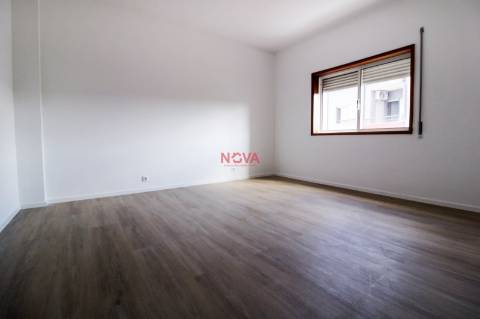 Apartamento T2 Venda em Baguim do Monte (Rio Tinto),Gondomar