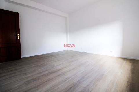 Apartamento T2 Venda em Baguim do Monte (Rio Tinto),Gondomar