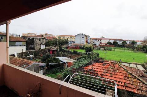 Apartamento T2 Venda em Rio Tinto,Gondomar