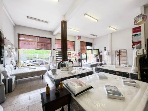 Loja  Venda em Ermesinde,Valongo