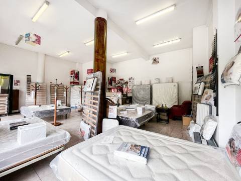 Loja  Venda em Ermesinde,Valongo