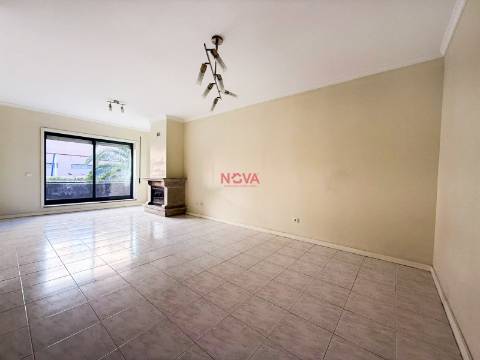 Apartamento T2 Venda em Valongo,Valongo