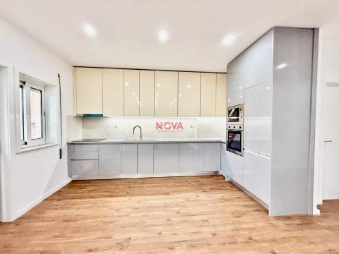 Apartamento T3 Venda em Águas Santas,Maia