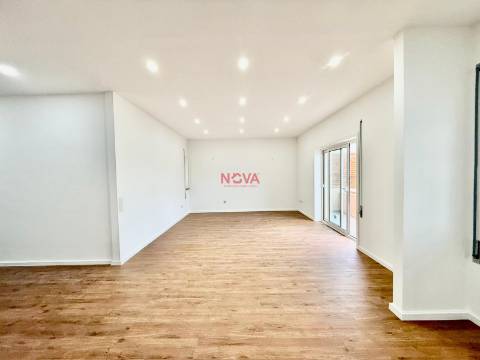 Apartamento T3 Venda em Águas Santas,Maia