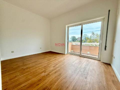 Apartamento T3 Venda em Águas Santas,Maia
