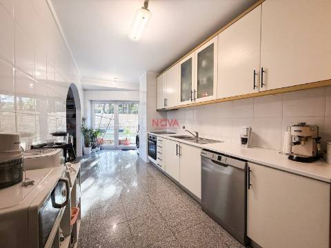 Apartamento T2 Venda em Ermesinde,Valongo