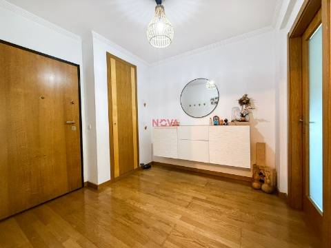 Apartamento T2 Venda em Ermesinde,Valongo