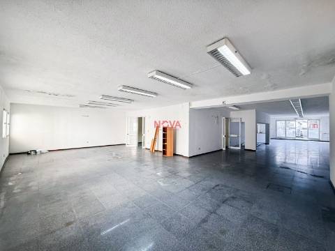 Armazém  Venda em Ermesinde,Valongo