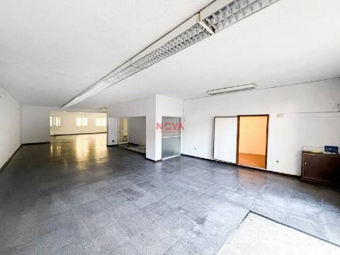 Armazém  Venda em Ermesinde,Valongo